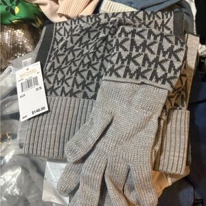 Michael Kors Black and Cream Knit Scarf